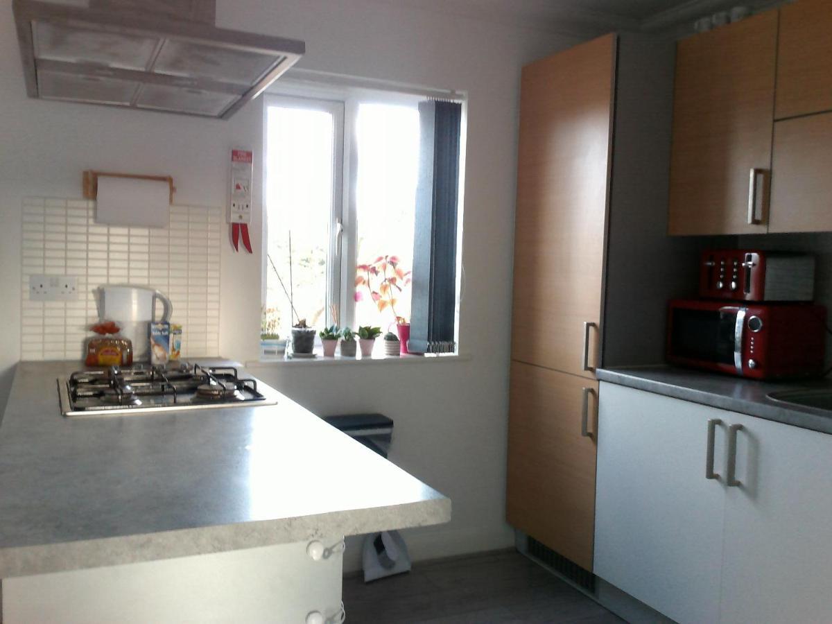 Two Bedroom London Luxury Apartment Londres Exterior foto
