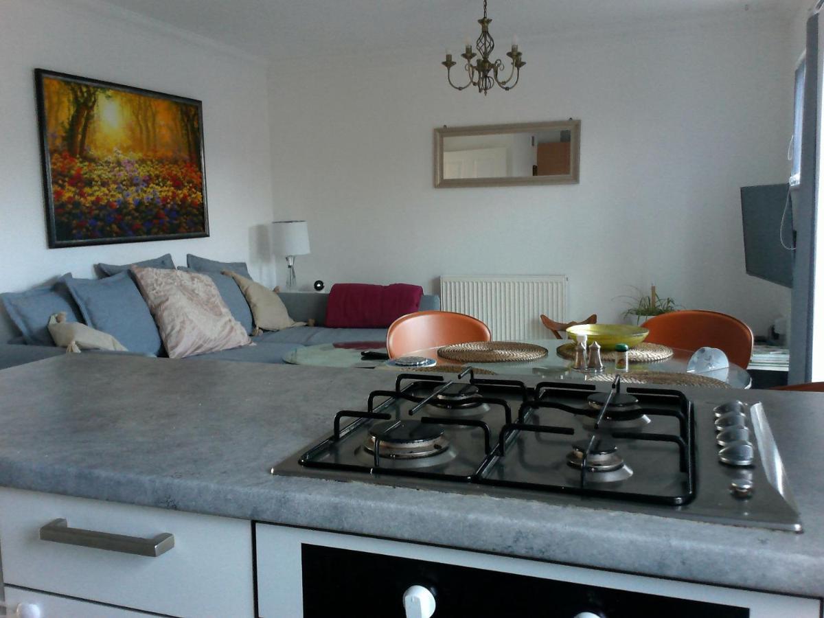 Two Bedroom London Luxury Apartment Londres Exterior foto