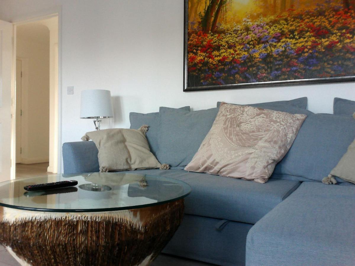 Two Bedroom London Luxury Apartment Londres Exterior foto
