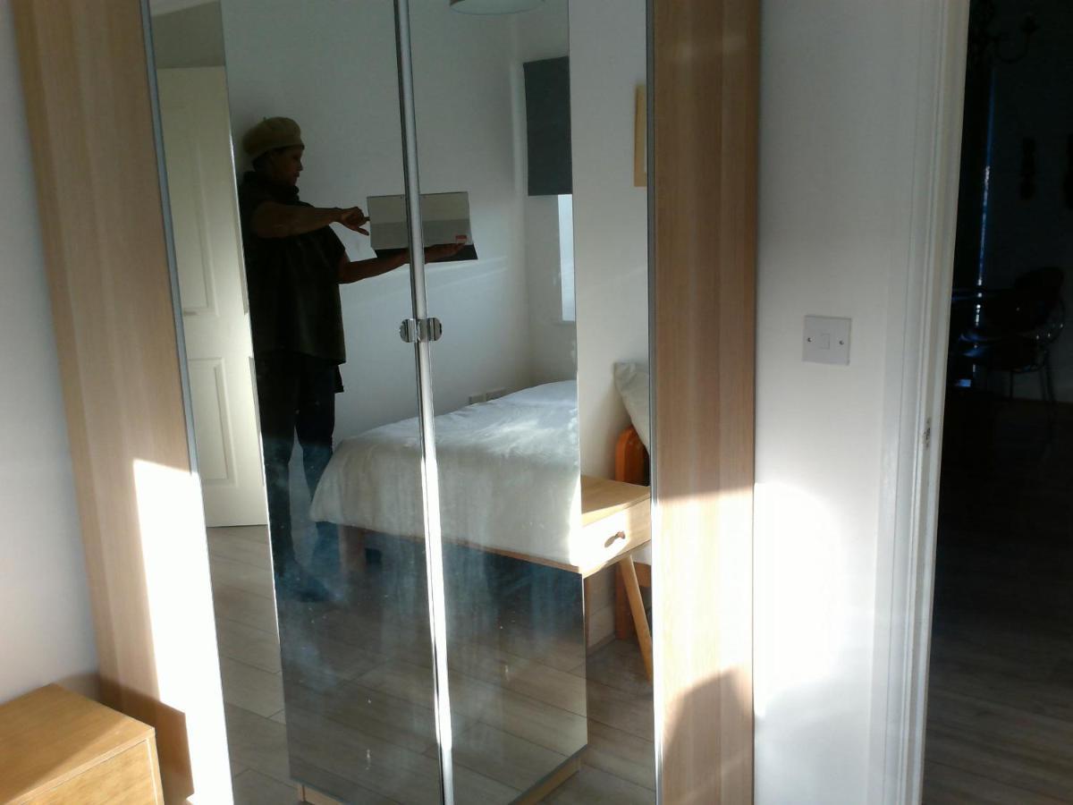 Two Bedroom London Luxury Apartment Londres Exterior foto