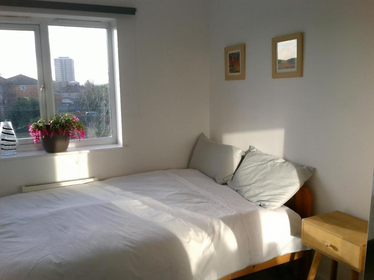 Two Bedroom London Luxury Apartment Londres Exterior foto
